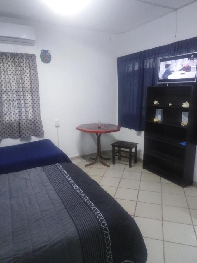 Habitaciones-Comodas-Aire-Wifi-Tv-Cerca De Playa-!!Excelente Precio II Manzanillo Exterior photo